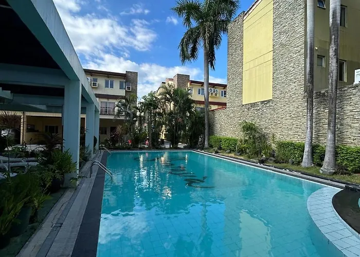Modern 3br House With Pool Near Naia Airport Manille